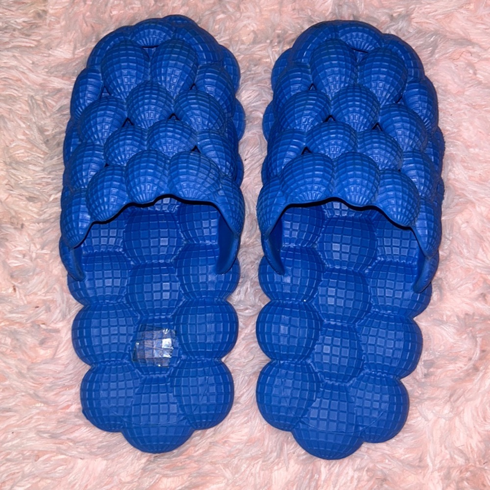 Blue Bubbles Slides!